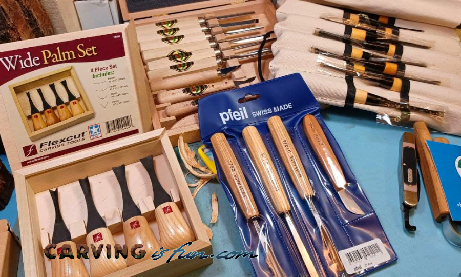 Pfeil Swiss Made 12 Pc. Professional Carving Set (full size 10